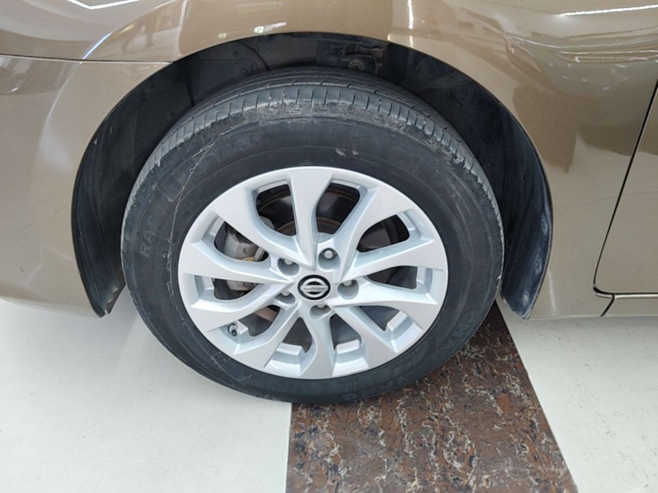 Sylphy 2016 1.6XL CVT Exclusive photo 3