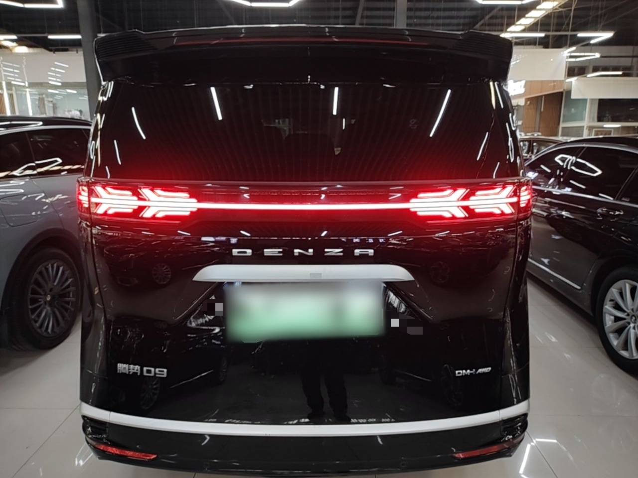 D9 2022 DM-i 970 AWD Noble photo 5