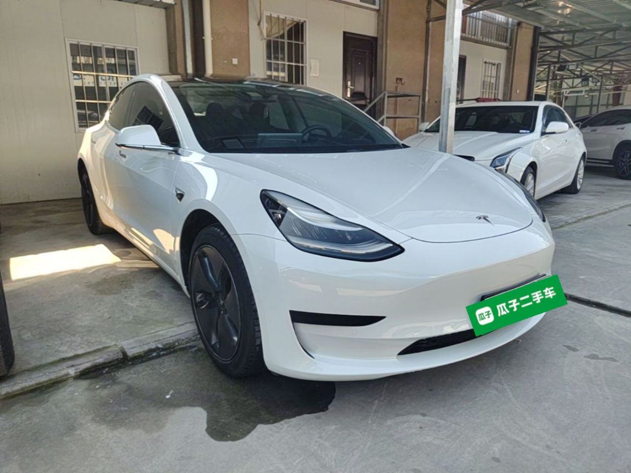 Model 3 2019 Standard Range RWD Upgraded photo 3