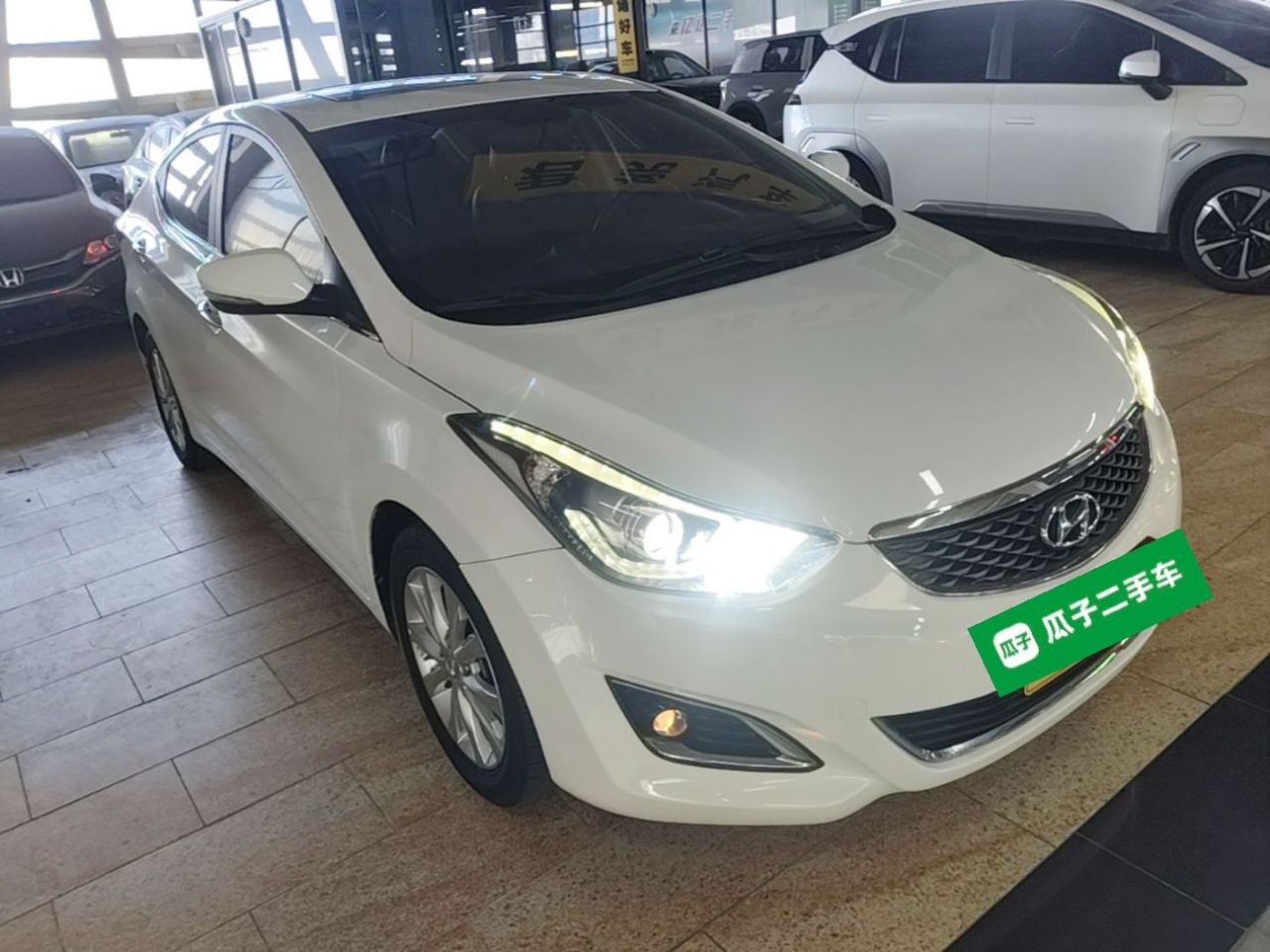 Elantra 2016 1.6L AT Premium photo 5