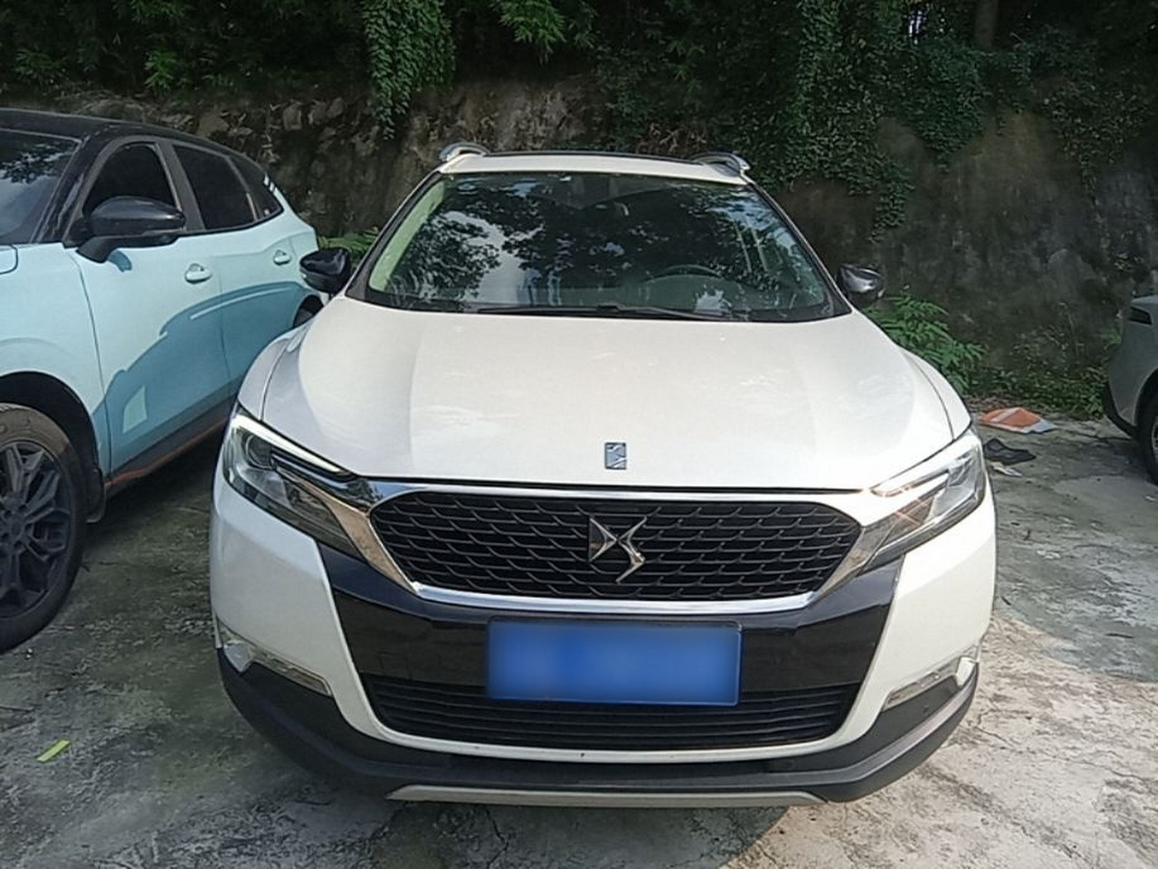 6 2016 1.6T Luxury THP160 photo 2