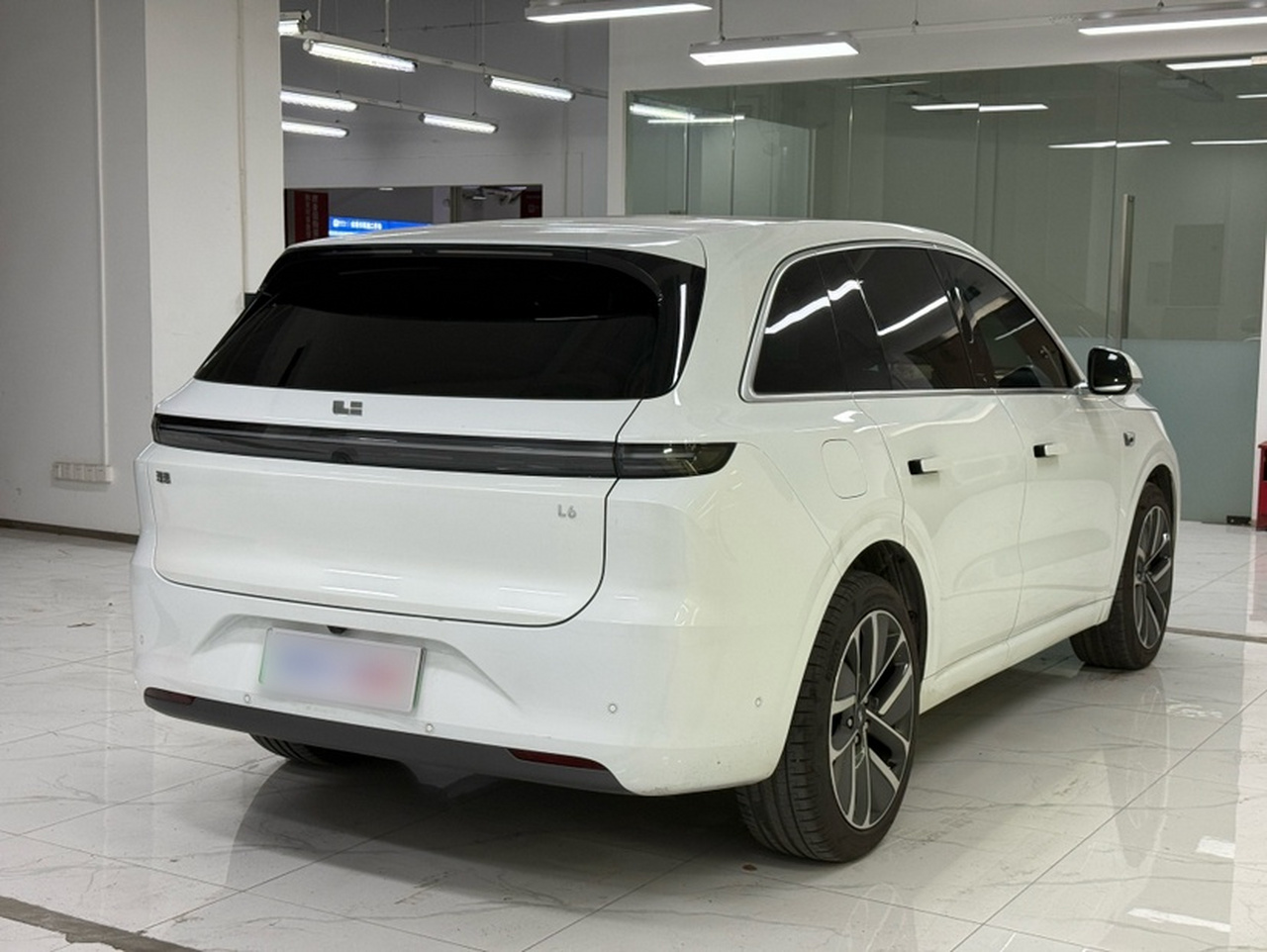 Li Auto L6 2024 Max photo 3