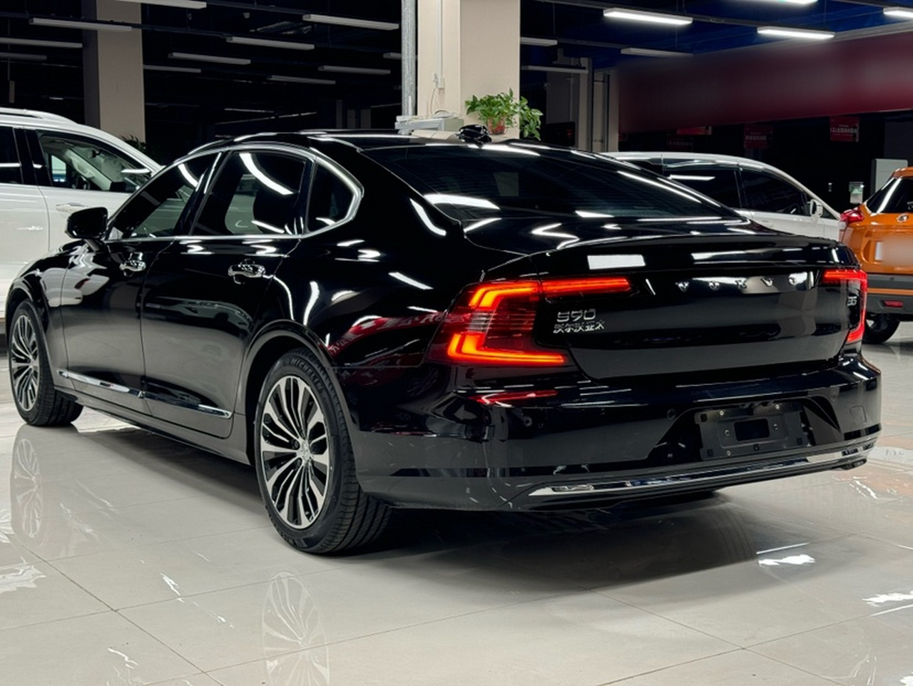 S90 2023 B5 Luxury photo 2