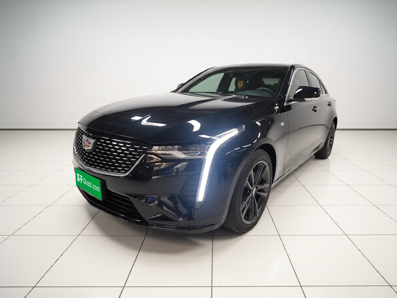 CT4 2021 28T Luxury