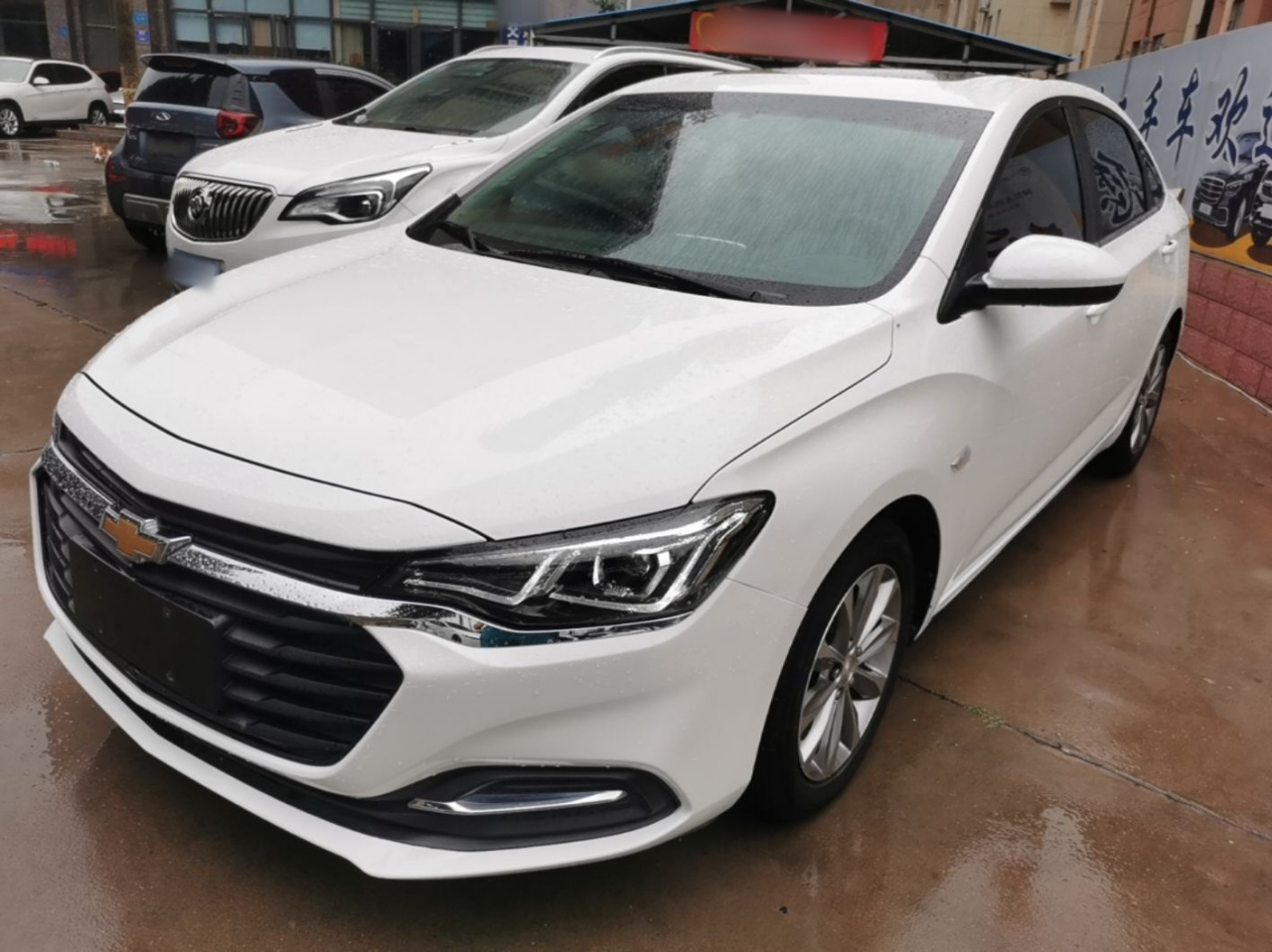 Cruze 2022 320 AT