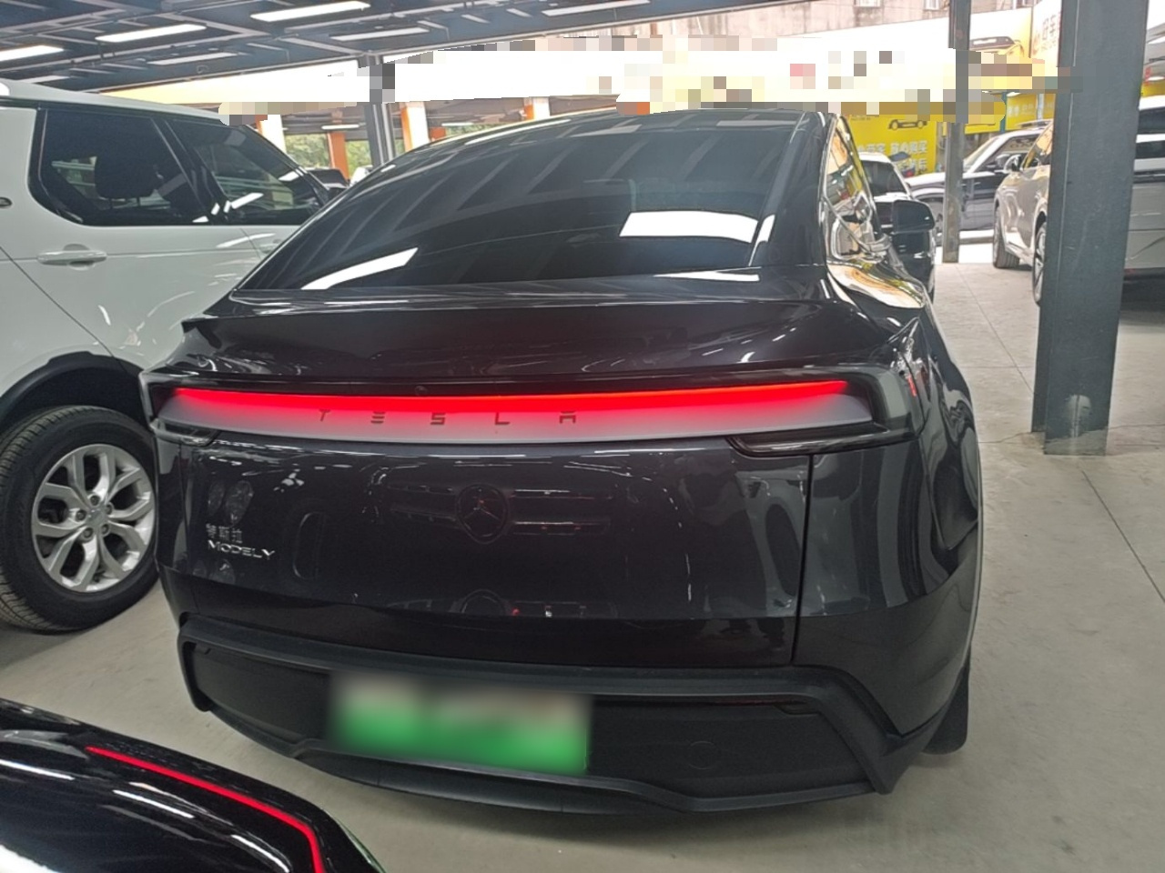 Model Y 2025 RWD photo 5