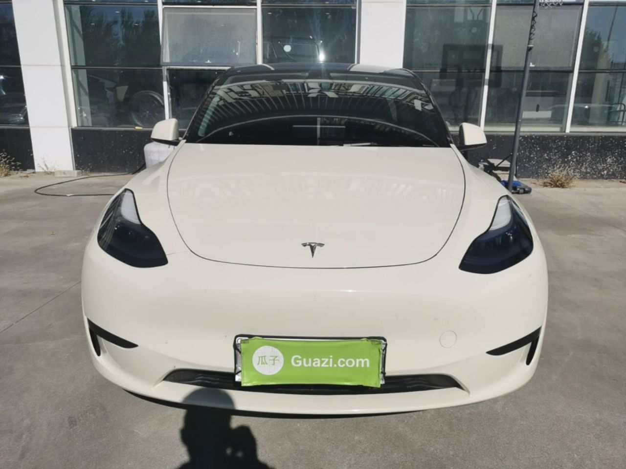 Model Y 2022 RWD photo 2
