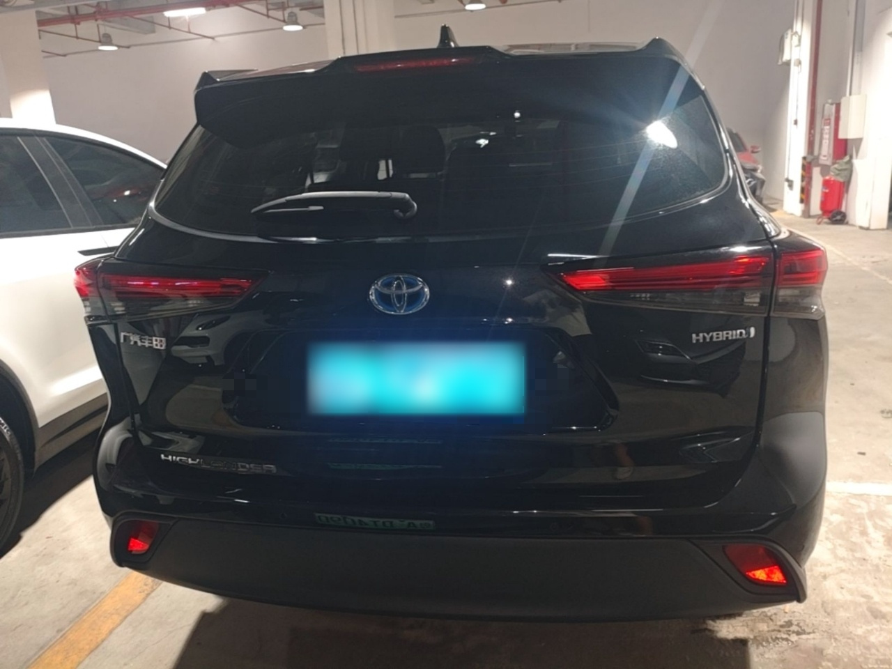 Highlander 2022 Hybrid 2.5L RWD Elite 7-Seater photo 3