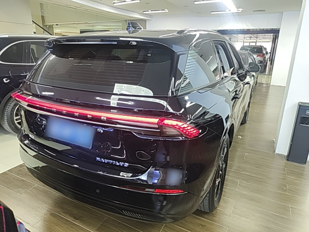 Nautilus 2023 2.0T AWD Hybrid photo 4