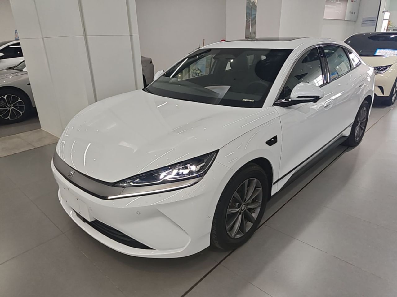 Qin L 2025 EV 545KM