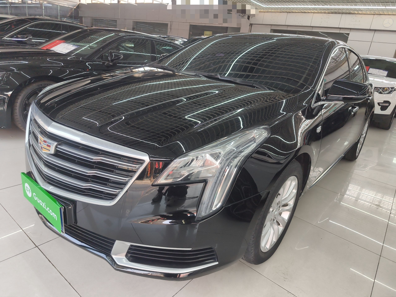 XTS 2018 28T Tech