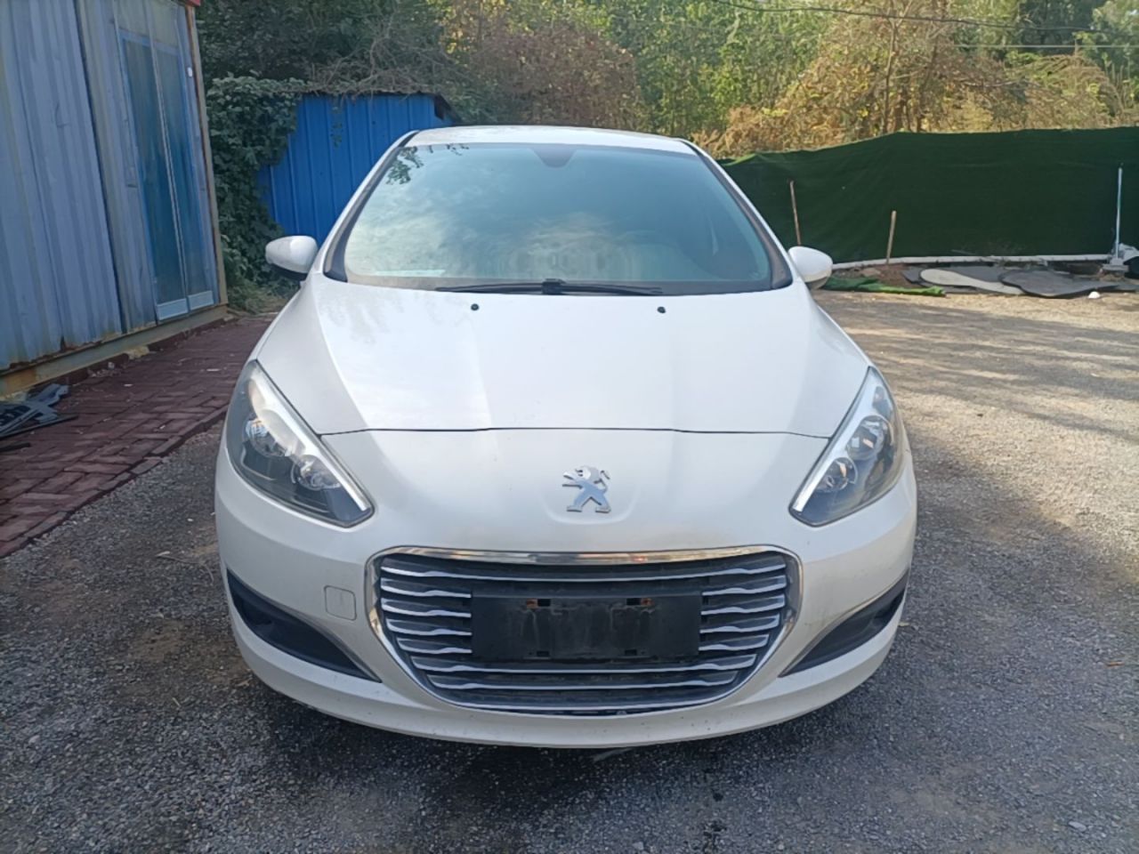 308 2013 1.6L AT photo 2