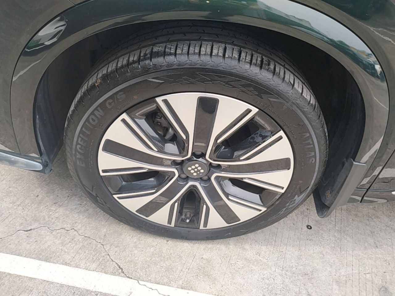 Bluelectric E5 PLUS 2025 120km Standard Wagon 7-Seater photo 3