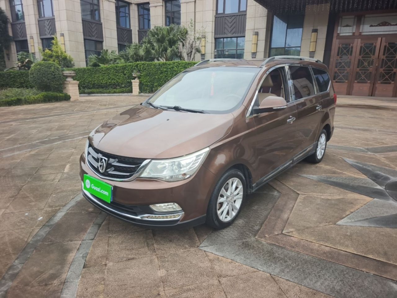 730 2016 1.5L MT Comfort 7-Seater China V