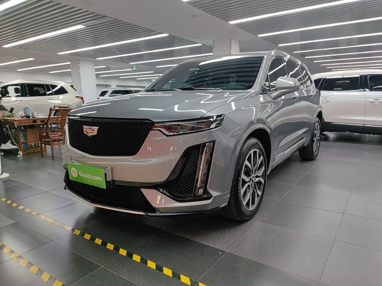 XT6 2022 2.0T 6-Seater AWD Platinum
