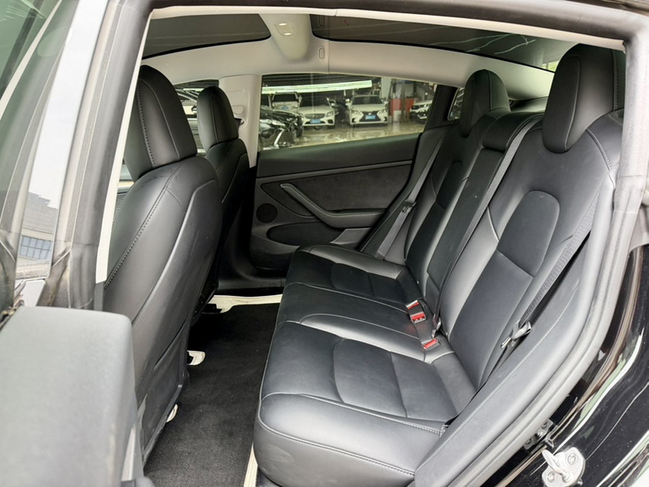 Model 3 2022 RWD photo 4