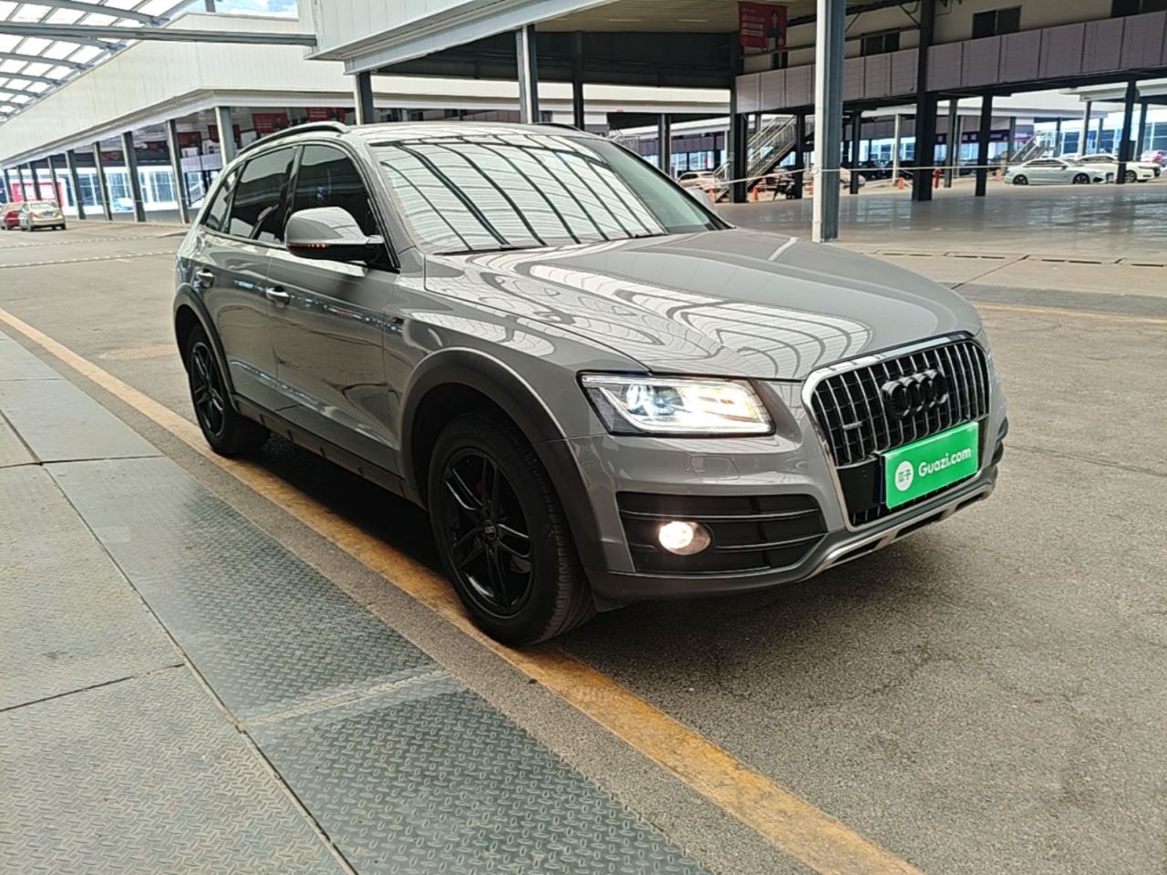 Q5 2017 Plus 40 TFSI Tech photo 3