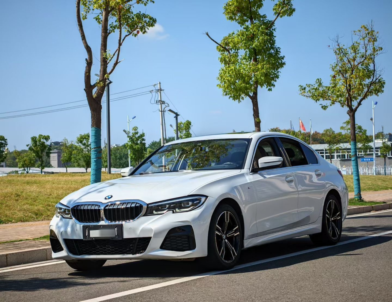3 Series 2022 325i M Sport Package