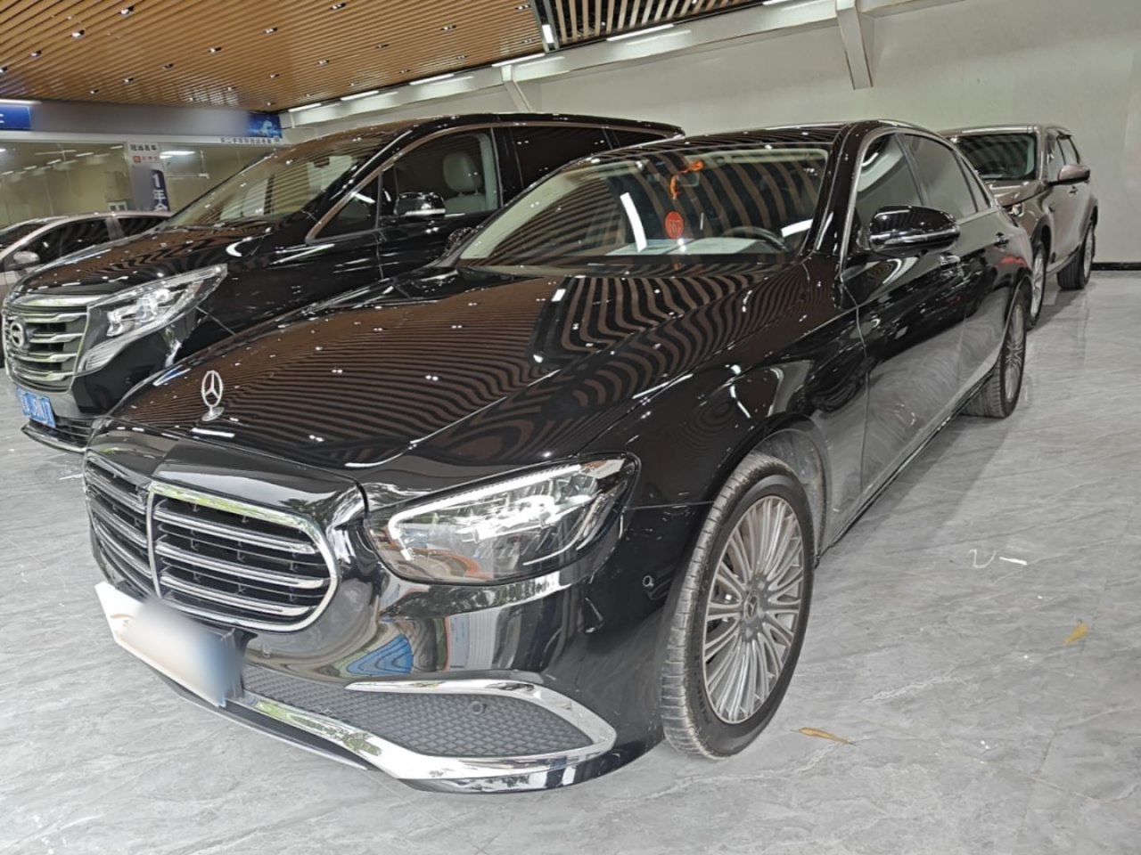 E-Class 2023 E 300 L Luxury