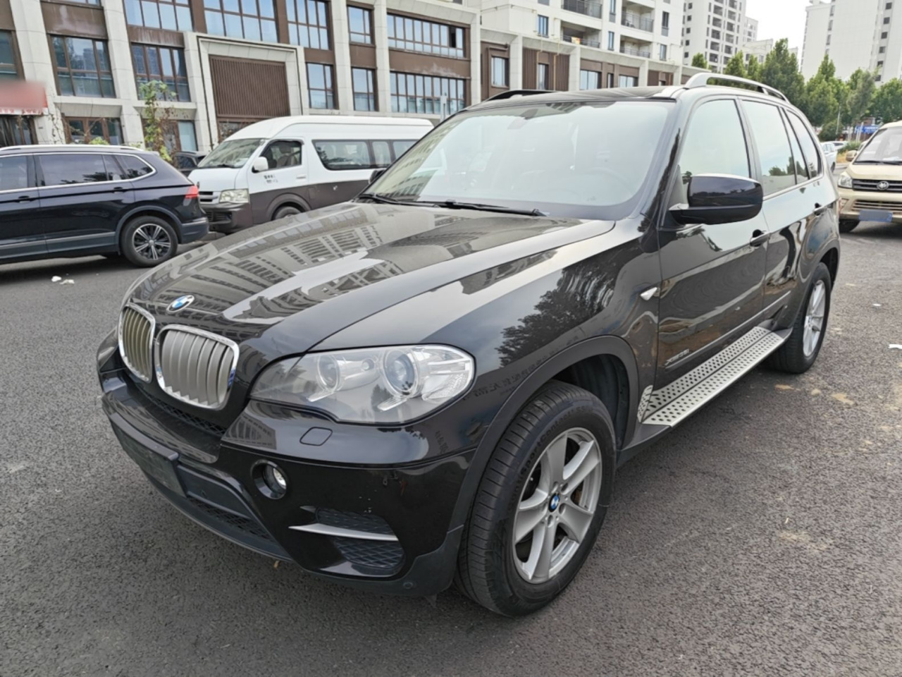 X5 Imported 2011 xDrive35i Leading