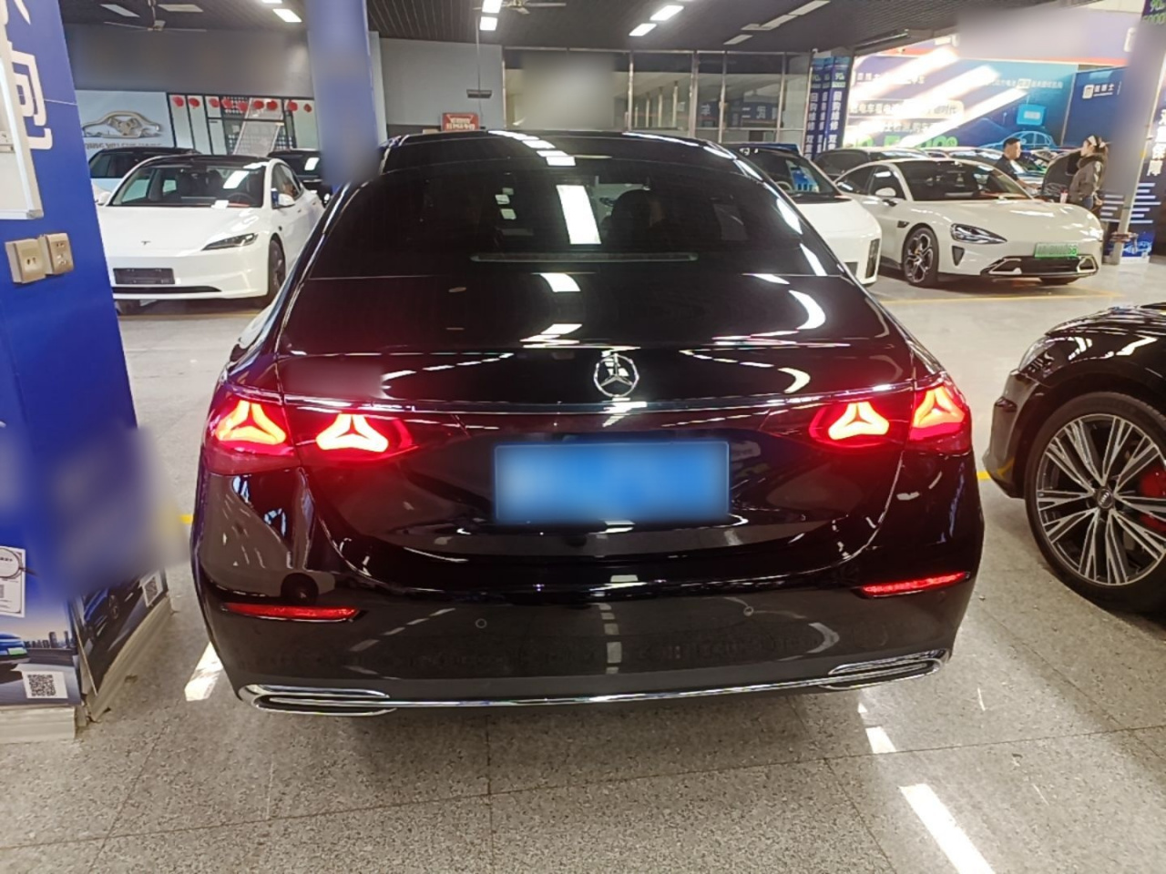 E-Class 2024 E 300 L Luxury photo 3