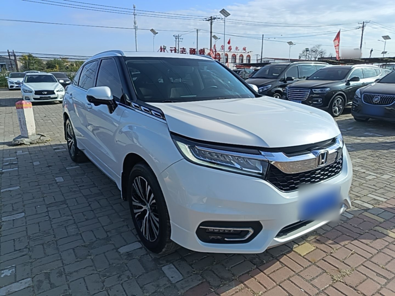 Avancier 2017 370TURBO AWD Exclusive photo 3
