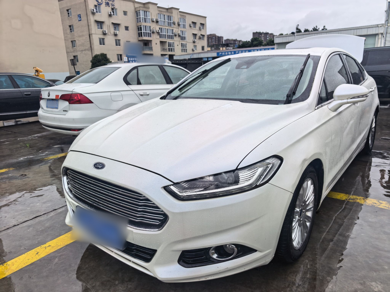 Mondeo 2013 2.0L GTDi200 Luxury photo 3