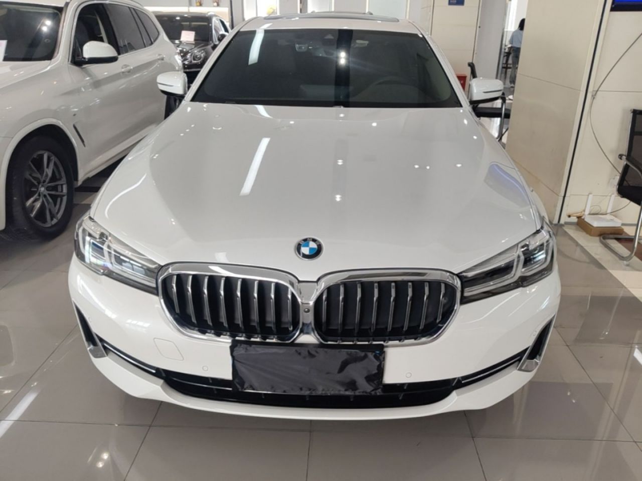 5 Series 2022 Facelift 530Li Exclusive Luxury photo 2