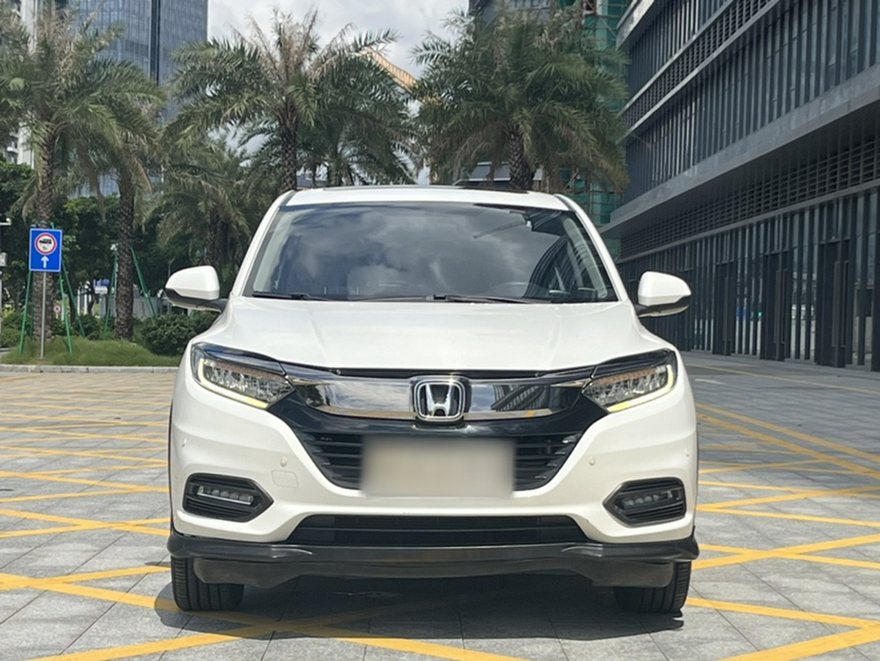 Vezel 2020 1.5L CVT Luxury photo 4