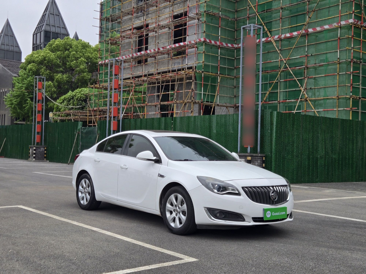 Regal 2015 1.6T Leading Tech photo 3
