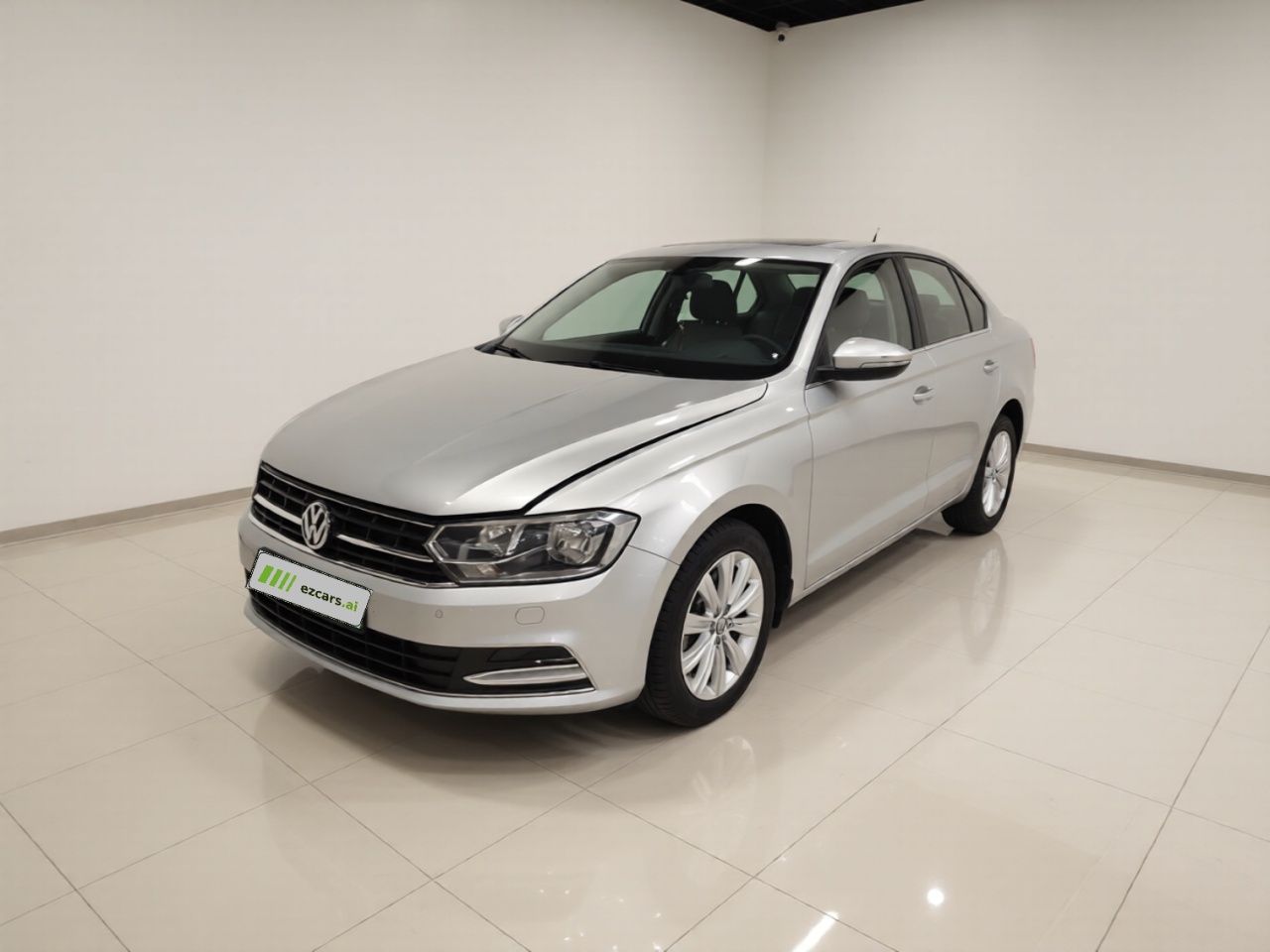 Bora 2016 1.6L MT Comfort