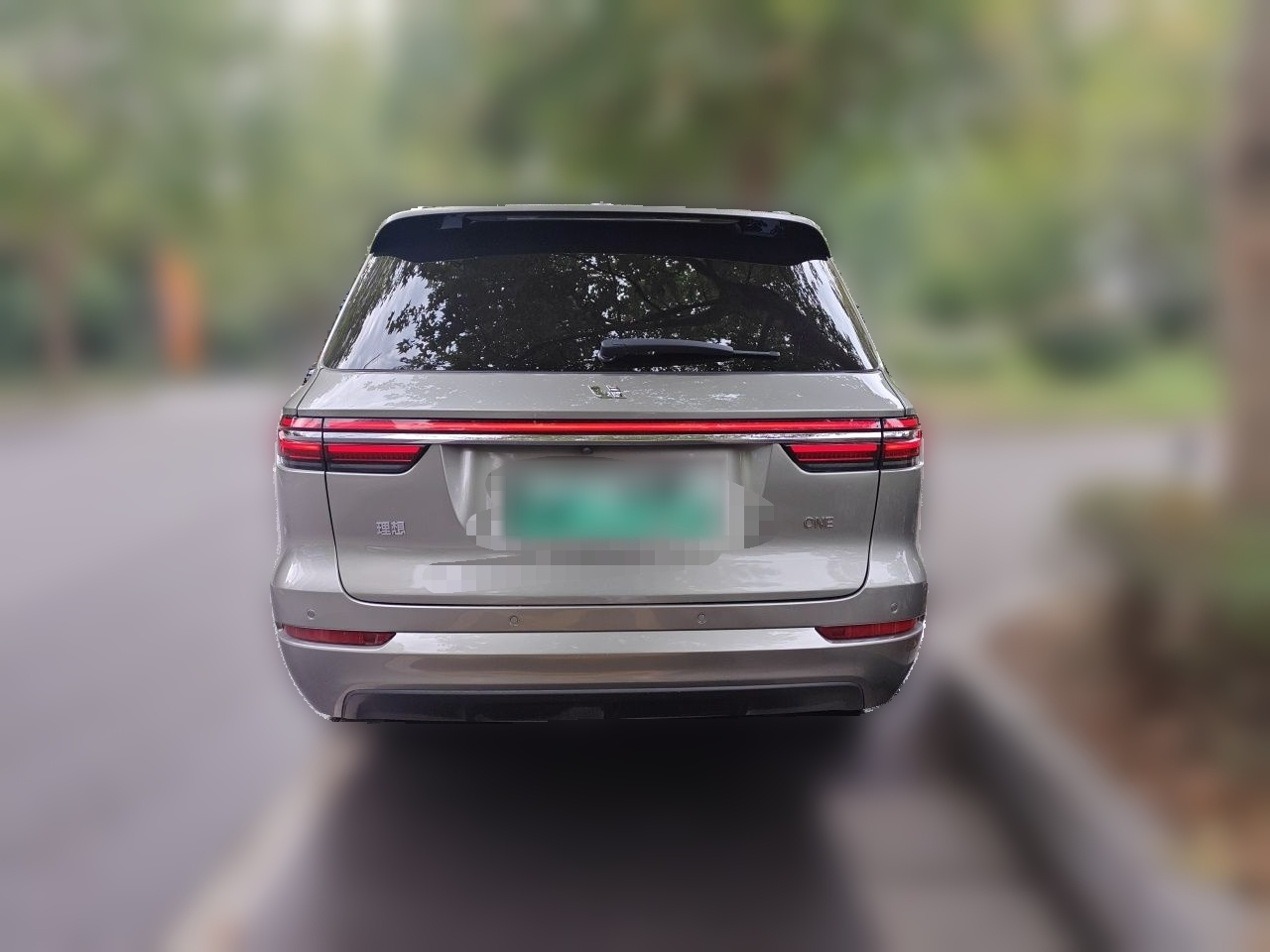 Li Auto ONE 2021 EREV 6-Seater photo 3