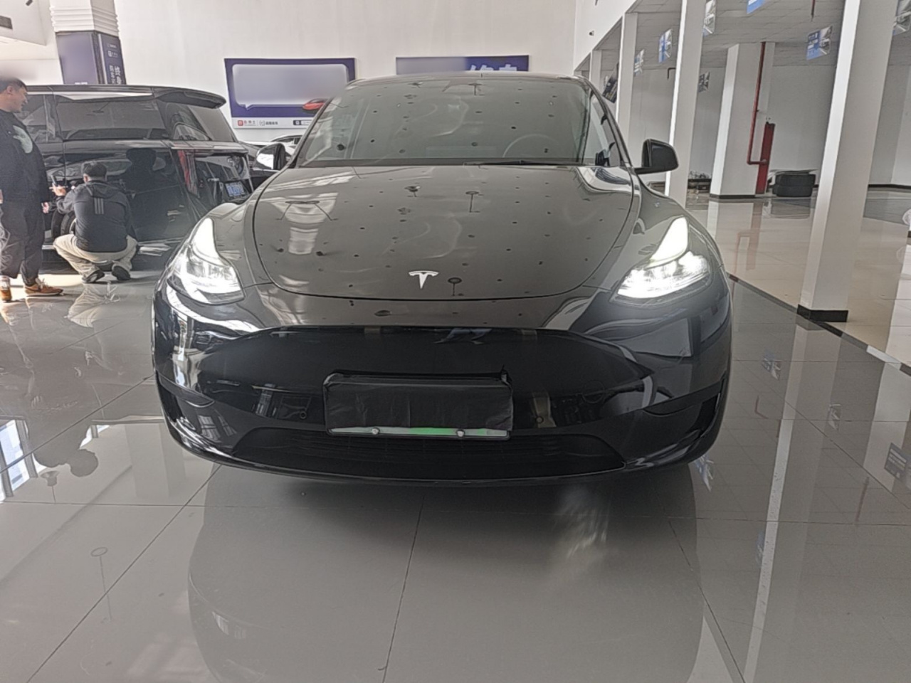 Model Y 2023 RWD photo 2