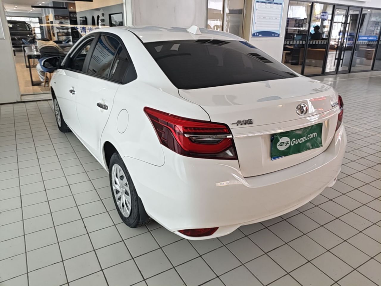 Vios 2022 1.5L 20 Anniversary Edition photo 4