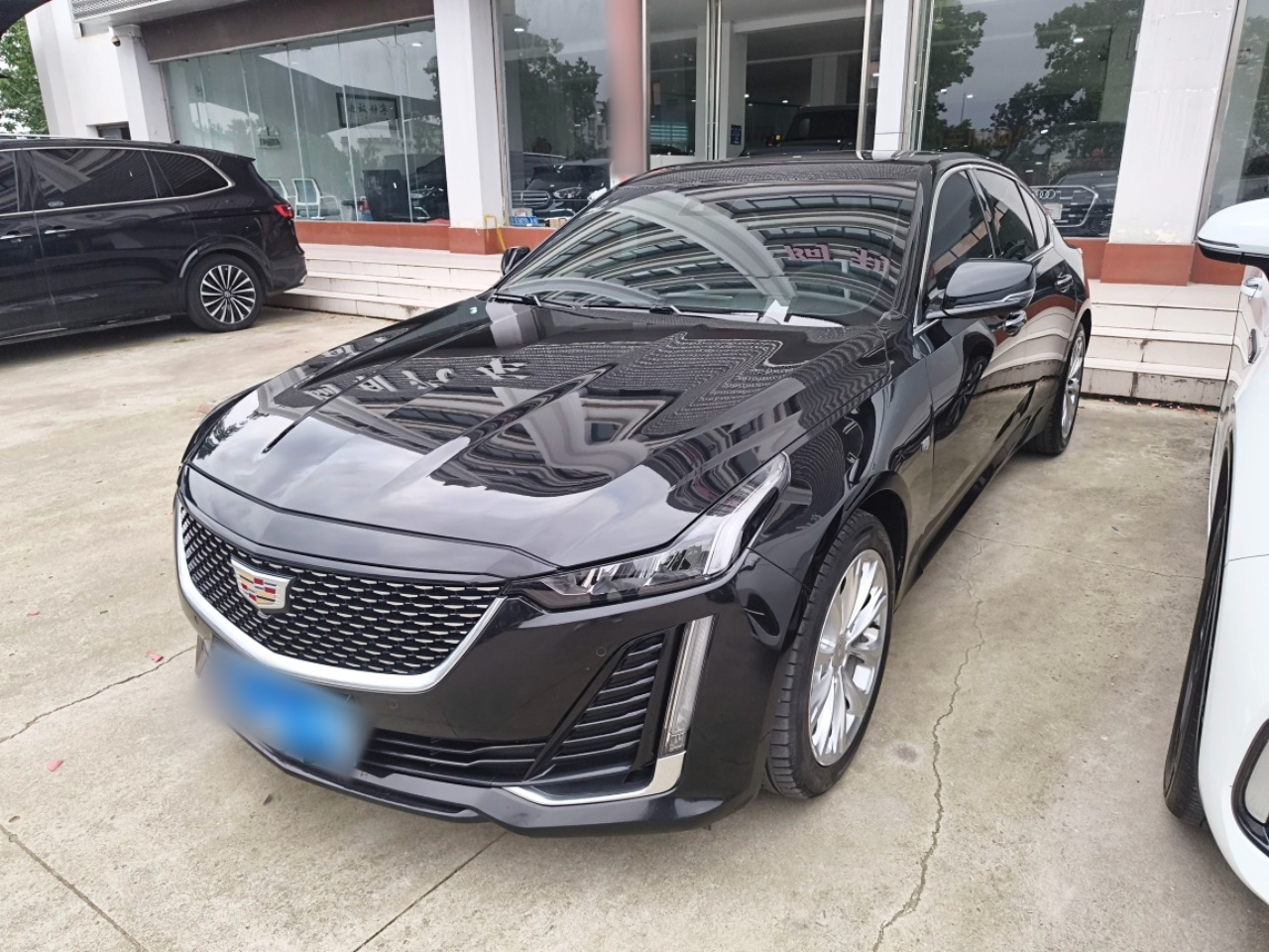 CT5 2021 28T Luxury