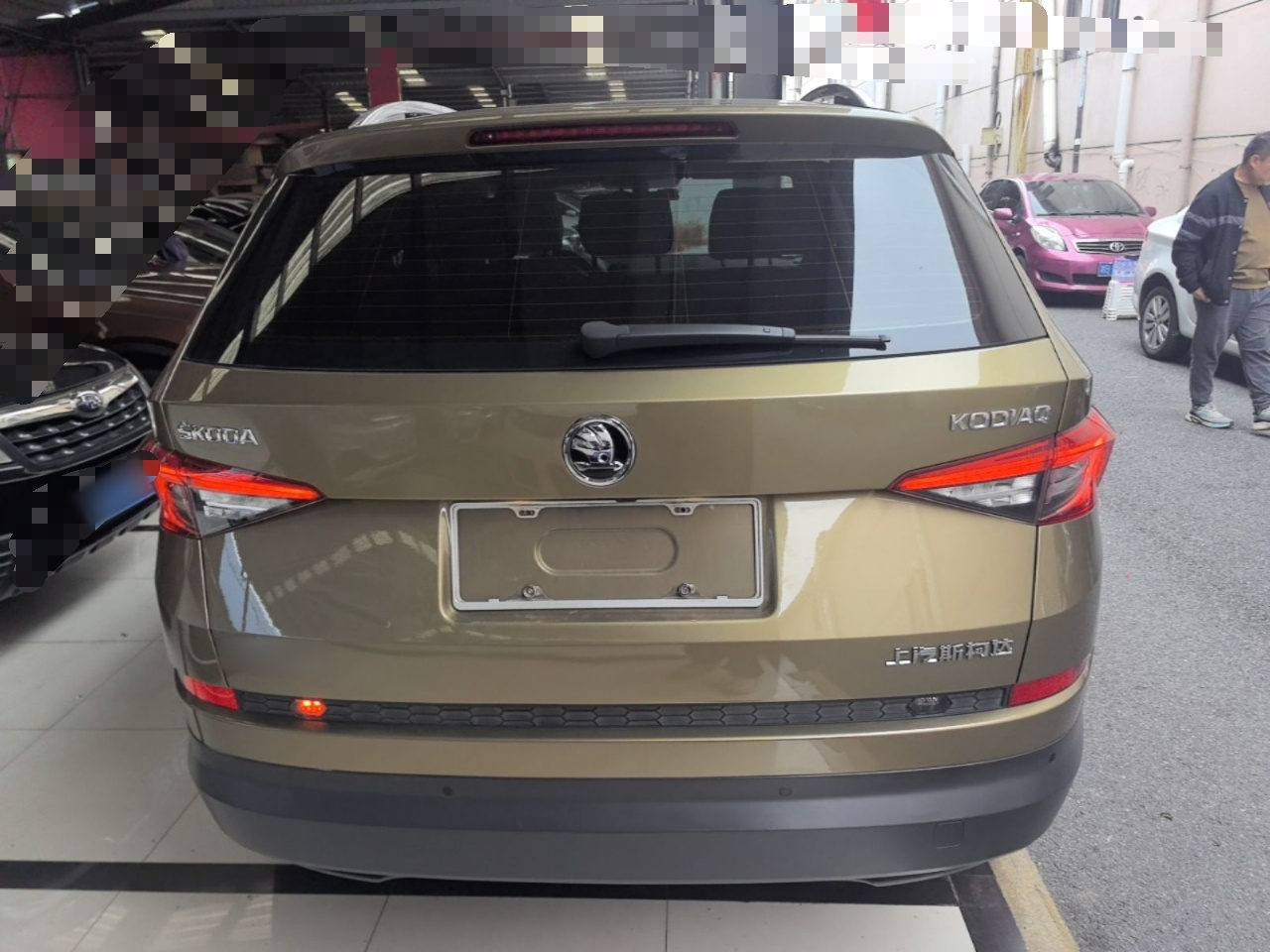 Kodiaq 2017 TSI330 5-Seater RWD Luxury photo 5