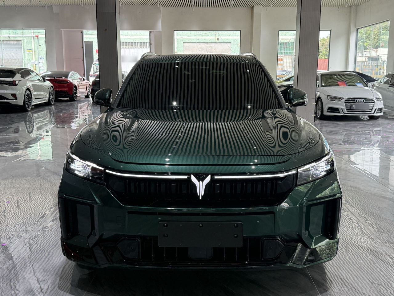 Voyah FREE 2024 Extended Range ADAS photo 3