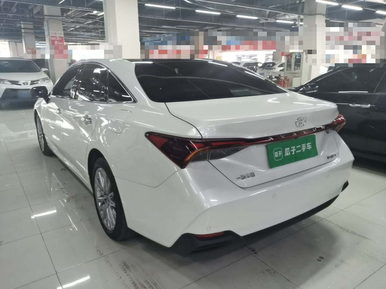 Avalon 2024 Hybrid 2.0L Luxury photo 4