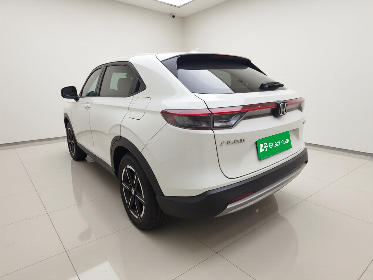 Vezel 2023 1.5L CVT Tech photo 4