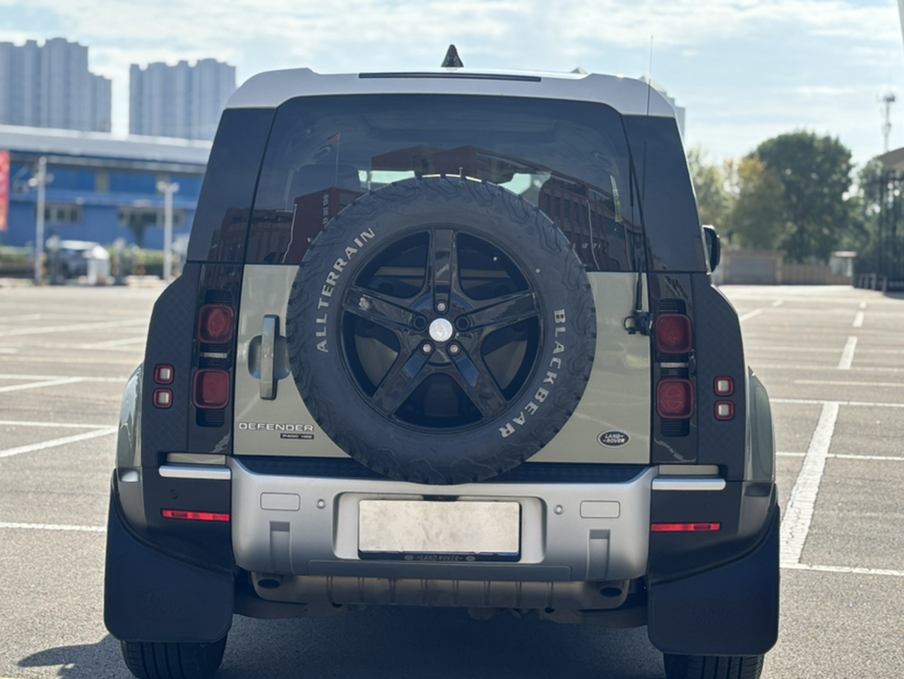 Defender 2020 110 P400 SE photo 5