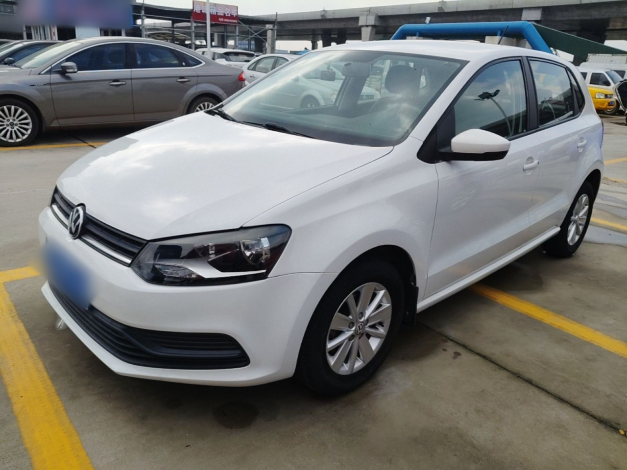 Polo 2016 1.4L AT