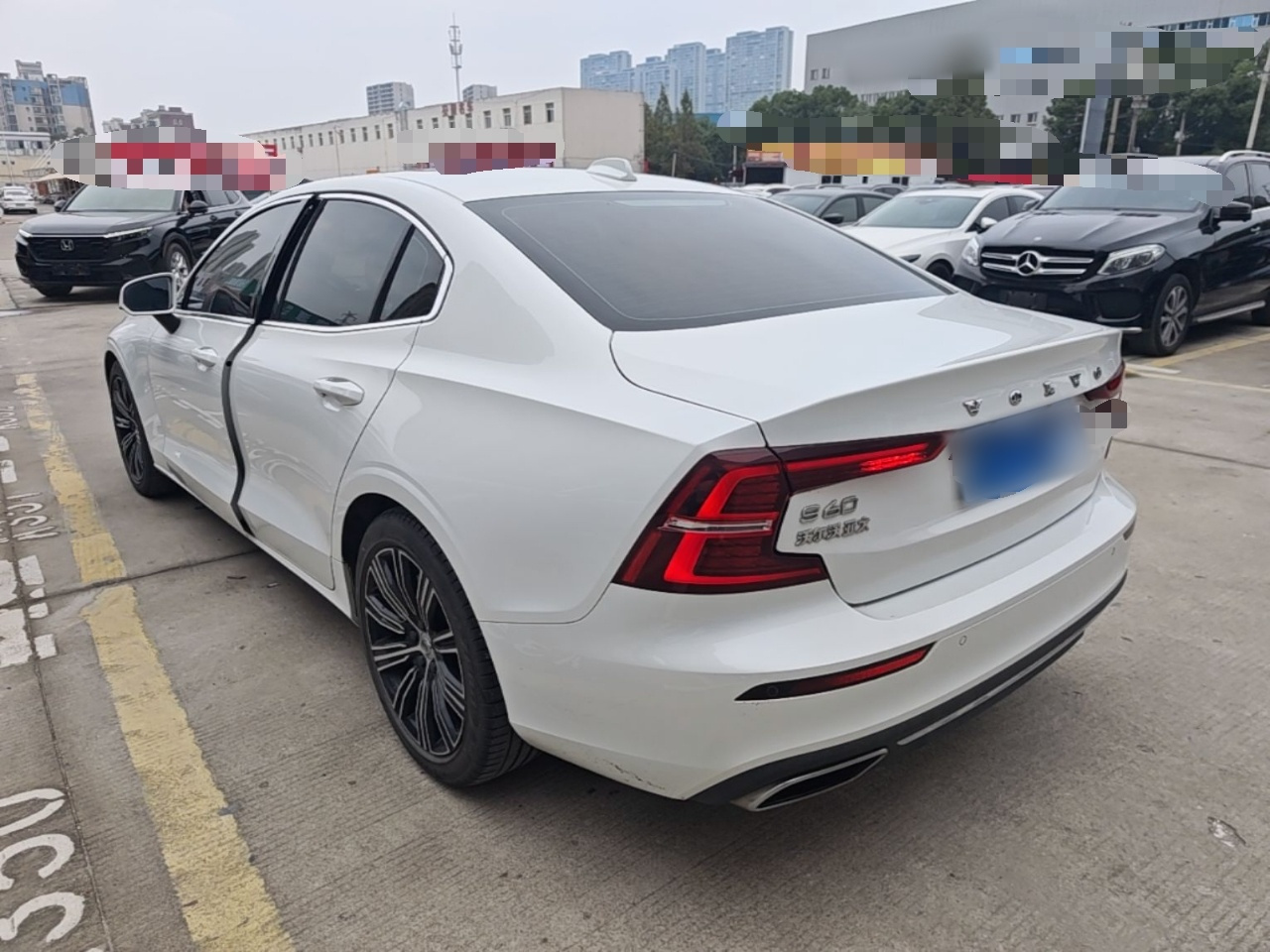 S60 2022 B4 Luxury photo 4