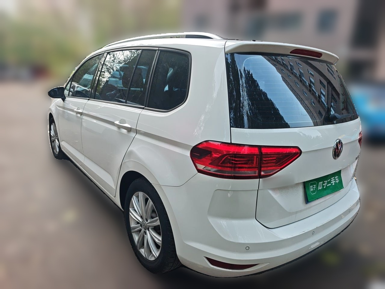 2018 L 280TSI DSG 6-Seater photo 4