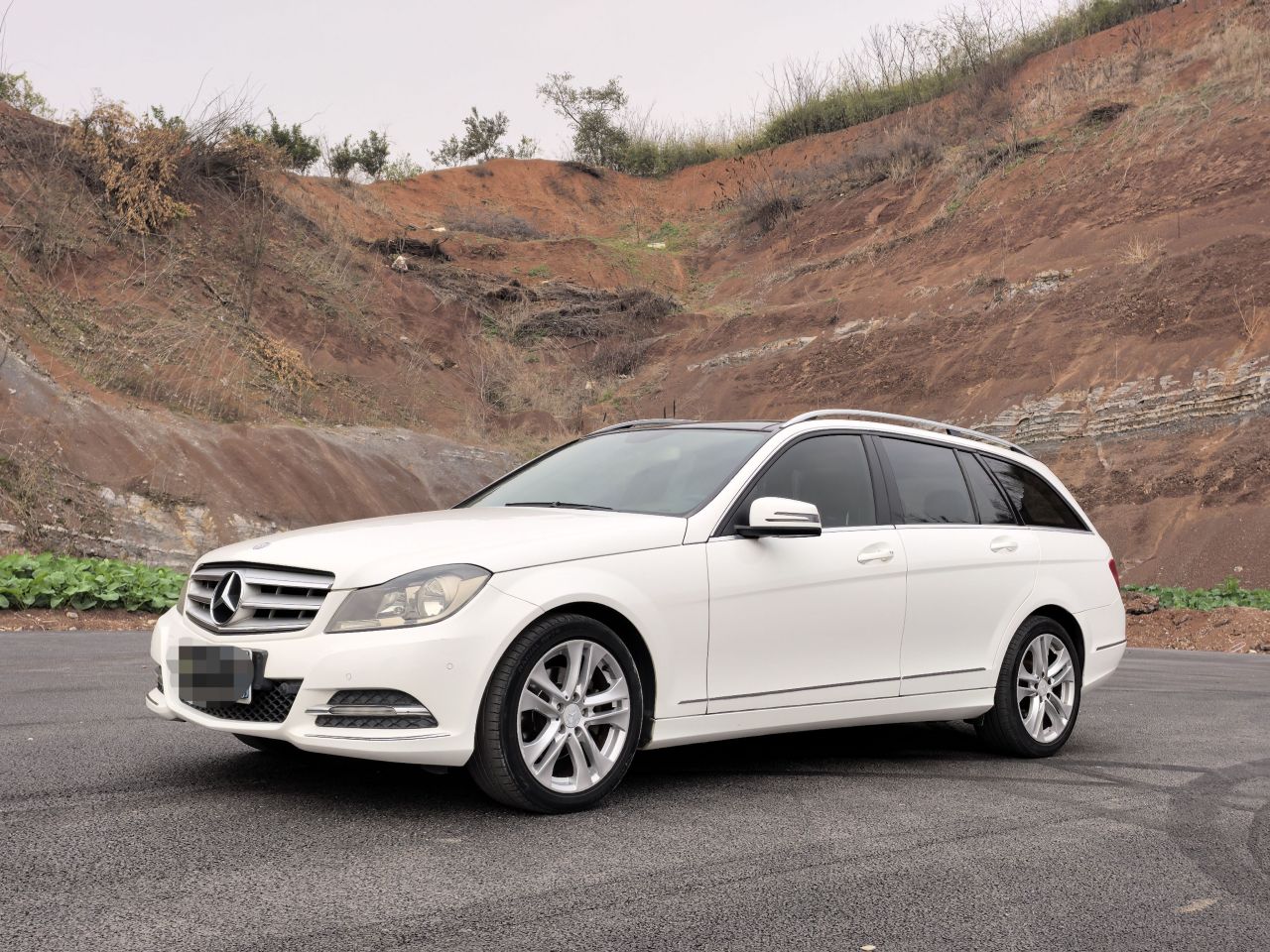 C-Class Imported 2011 C 200 Fashion Wagon