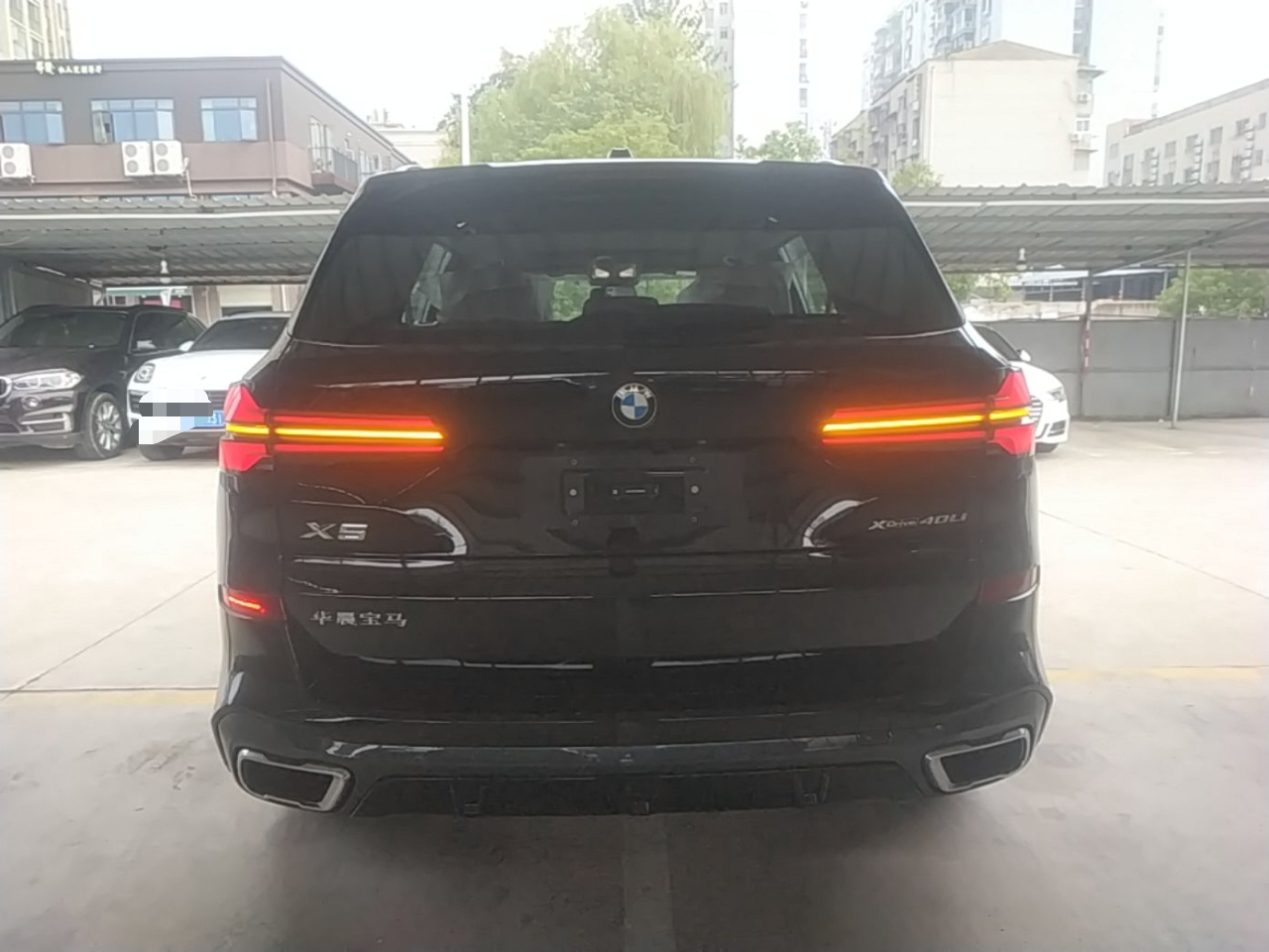 X5 2026 Facelift xDrive 40Li M M Sport Night Package photo 5