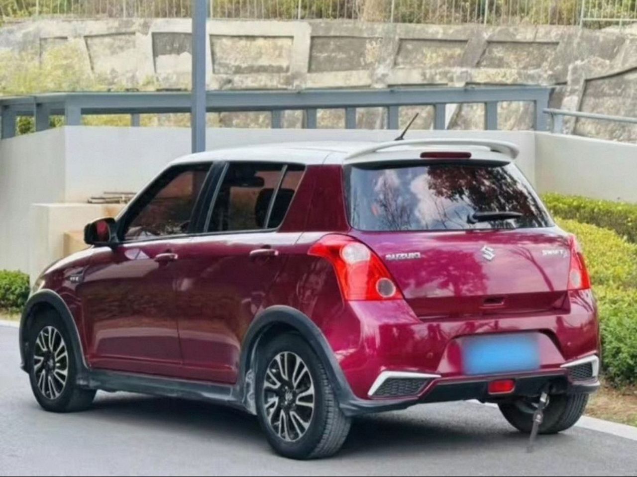Swift 2013 1.5L AT 20 photo 4