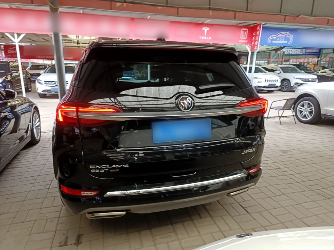 2022 652T AWD Premium 7-Seater photo 5