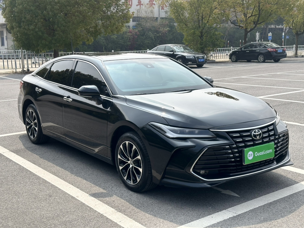 Avalon 2022 2.0L Luxury photo 3