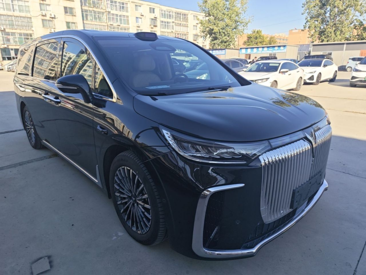 Voyah Dreamer 2026 PHEV Qiankun Ultra photo 5