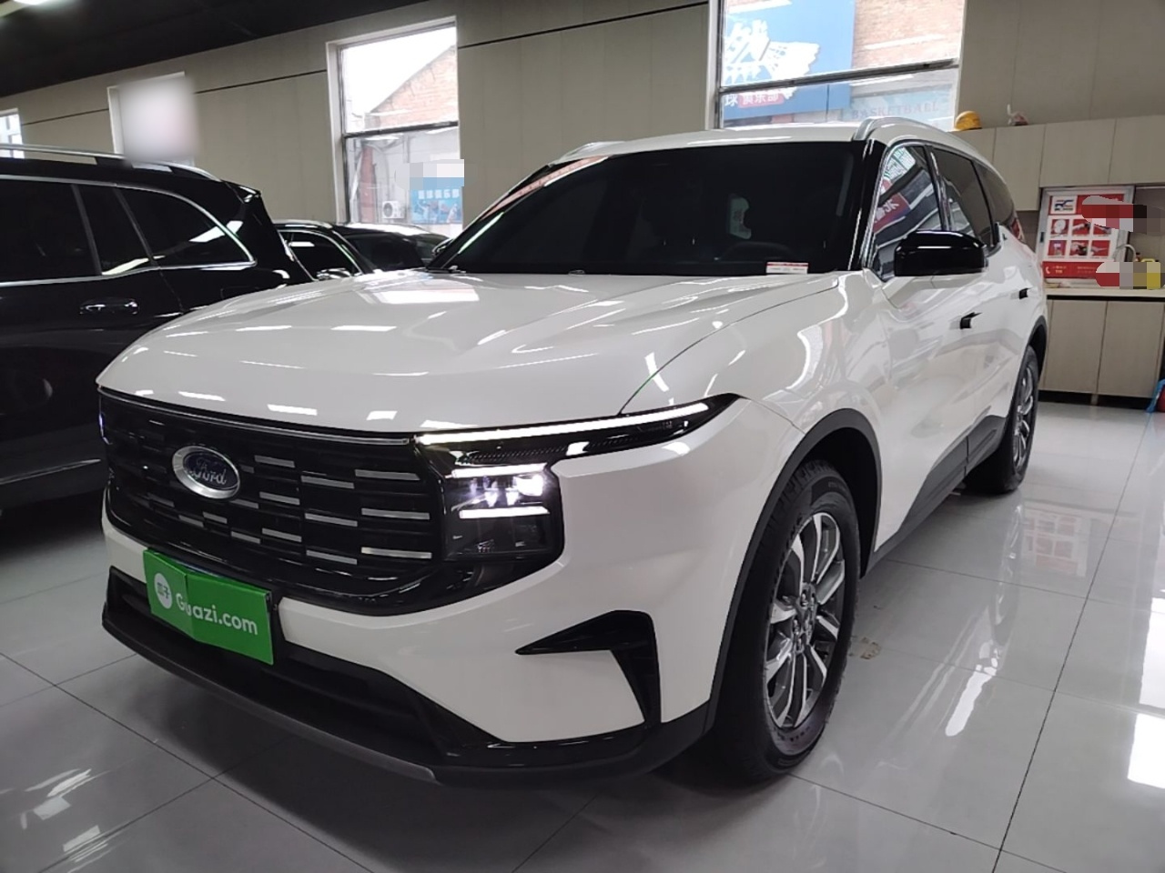 2023 Edge L 2.0T EcoBoost RWD 7-Seater Luxury
